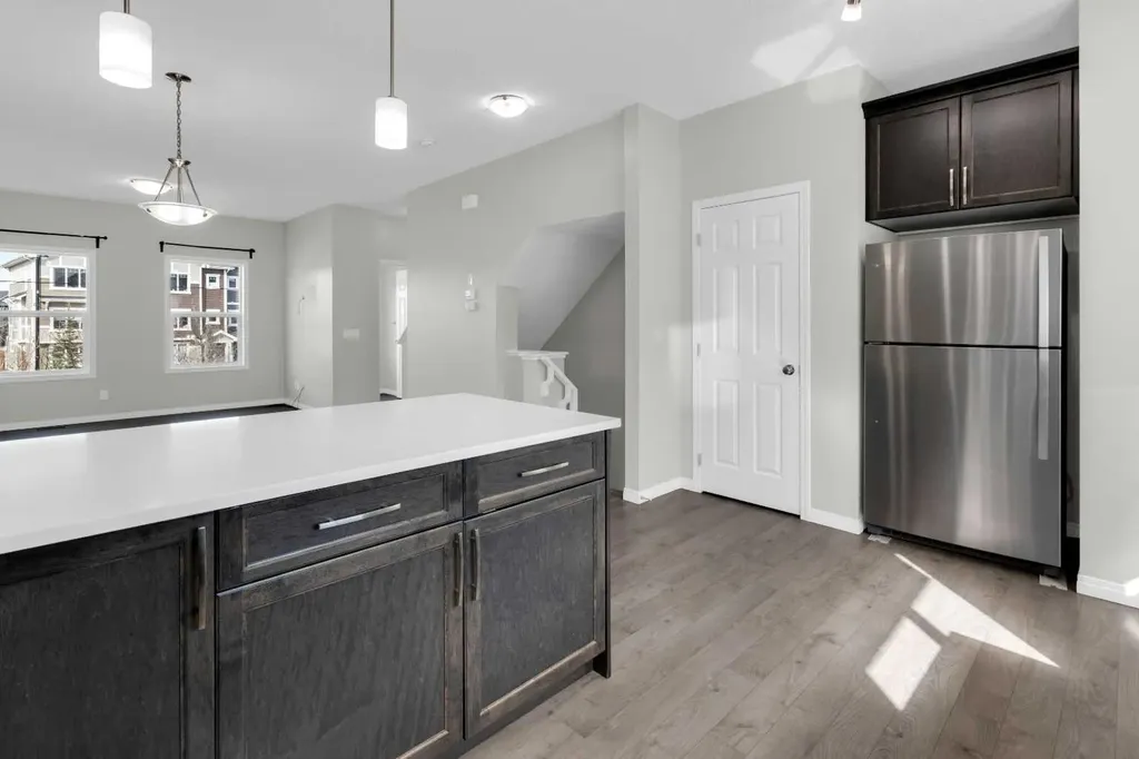 140 Sundown Road Cochrane AB T4C 2M5