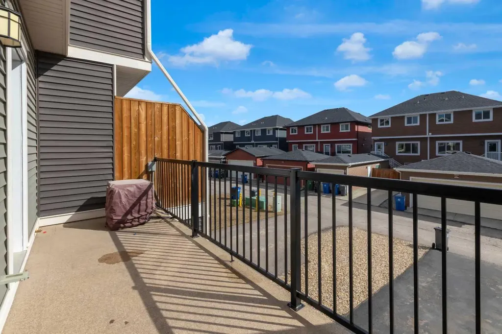 140 Sundown Road Cochrane AB T4C 2M5