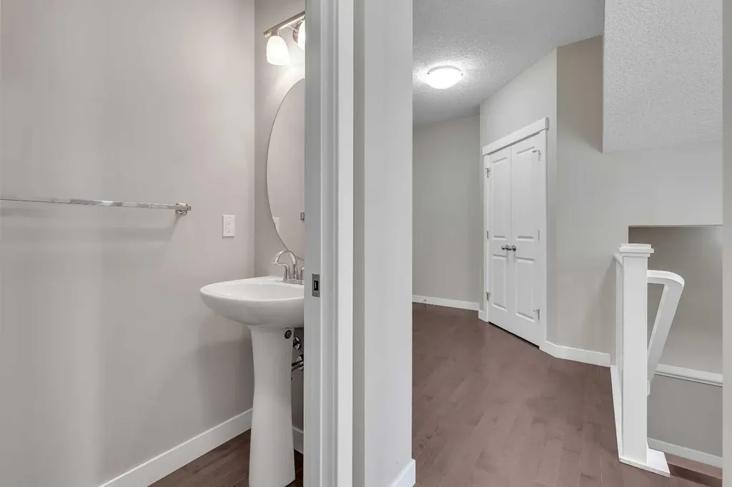 175 Brightoncrest Point SE Calgary AB T2Z 5A6