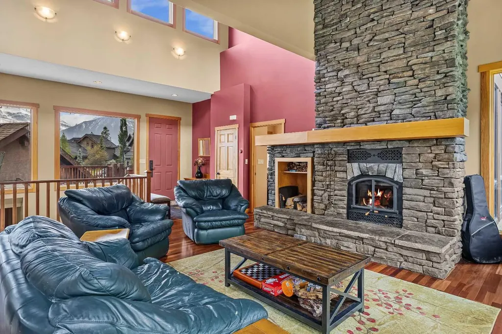 214 Eagle Point Canmore AB T1W 3E6