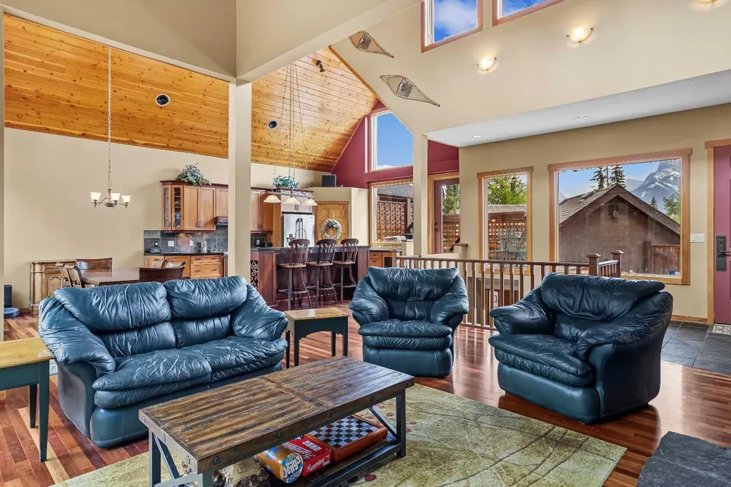 214 Eagle Point Canmore AB T1W 3E6