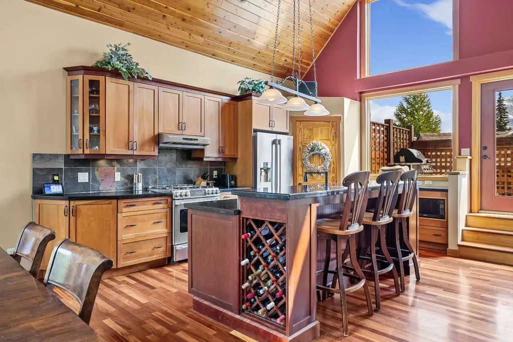 214 Eagle Point Canmore AB T1W 3E6