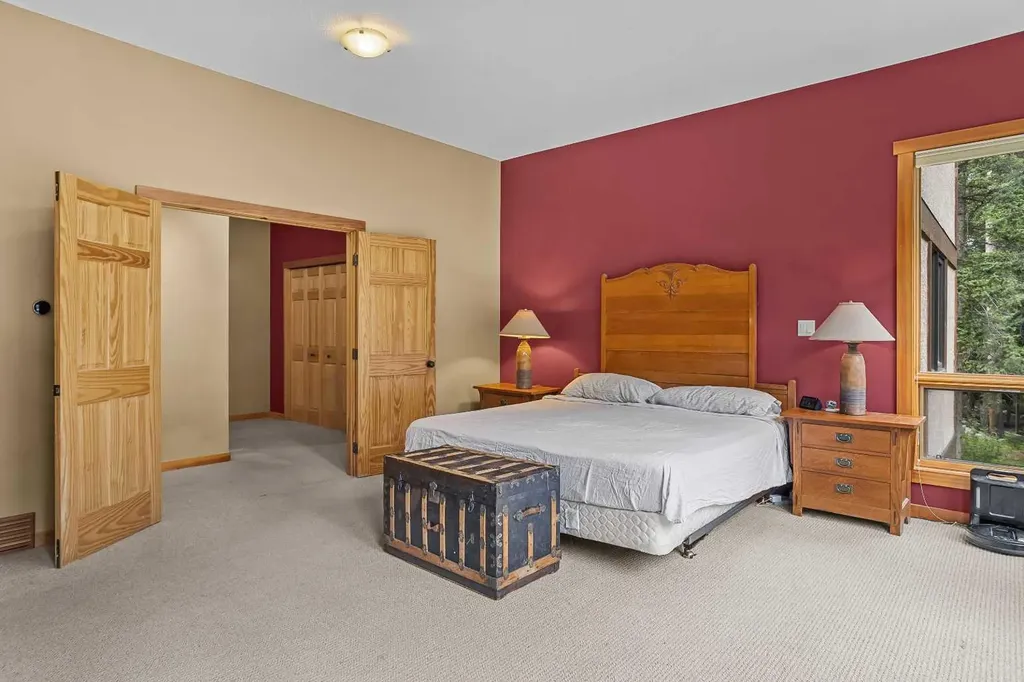 214 Eagle Point Canmore AB T1W 3E6
