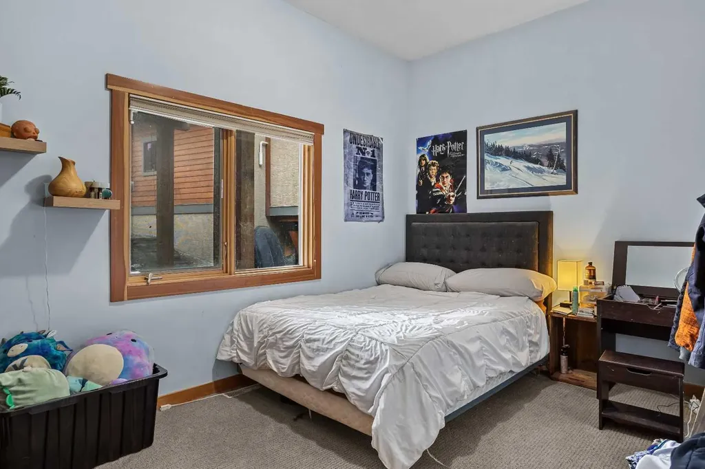 214 Eagle Point Canmore AB T1W 3E6