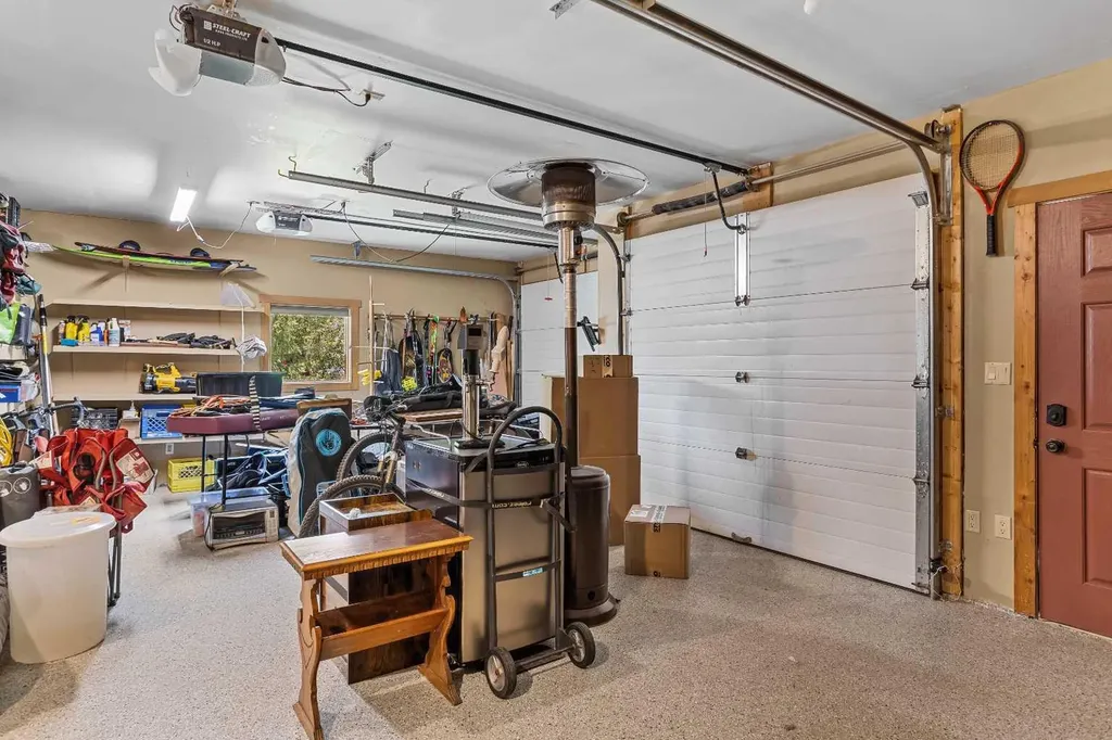 214 Eagle Point Canmore AB T1W 3E6