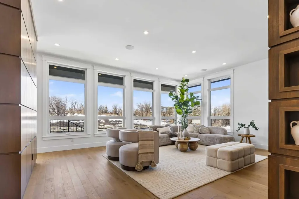 7 Silverhorn Terrace Rural Rocky View County AB T3R0X3