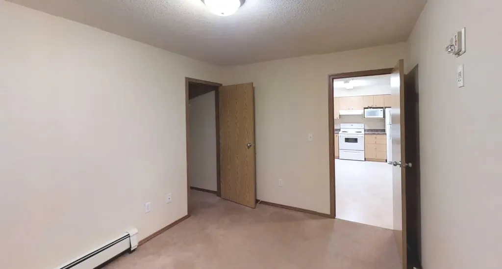 12025 Royal Oaks Drive Grande Prairie AB T8V 2K8