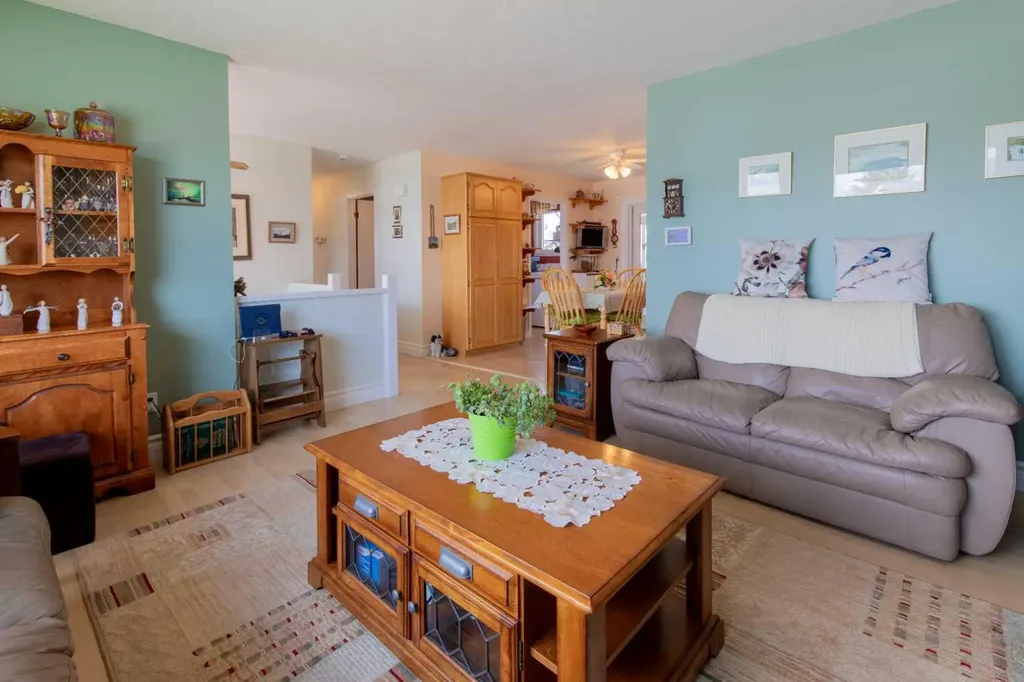 580 Mcdougall Street Pincher Creek AB T0K1W0