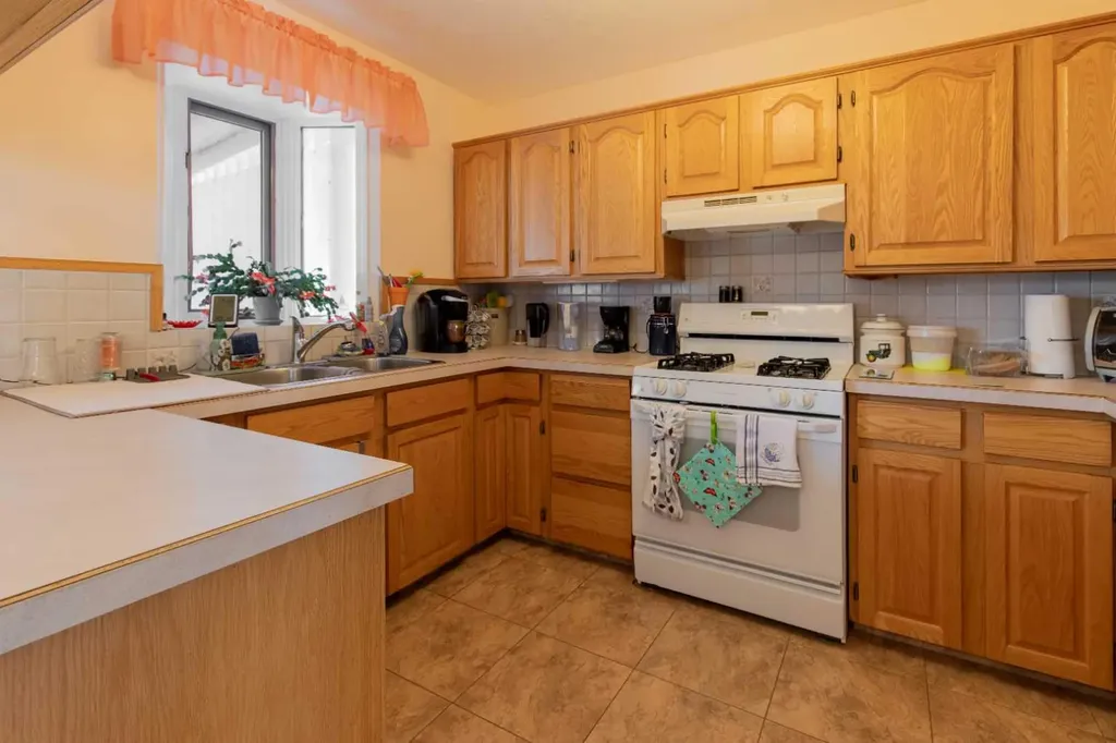 580 Mcdougall Street Pincher Creek AB T0K1W0