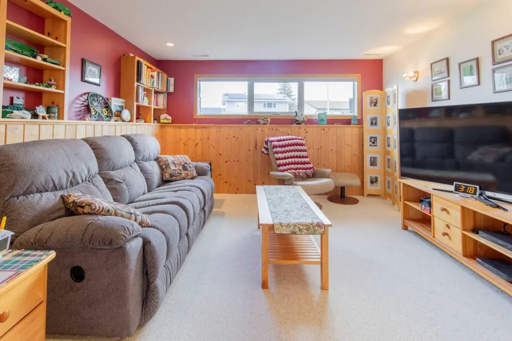 580 Mcdougall Street Pincher Creek AB T0K1W0