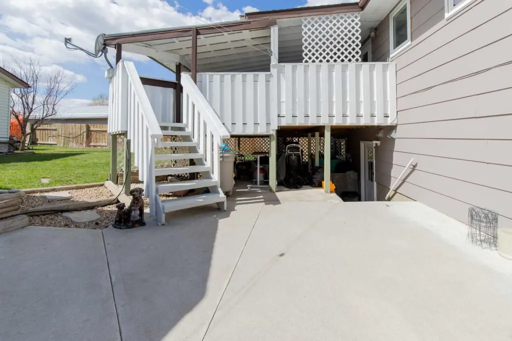 580 Mcdougall Street Pincher Creek AB T0K1W0
