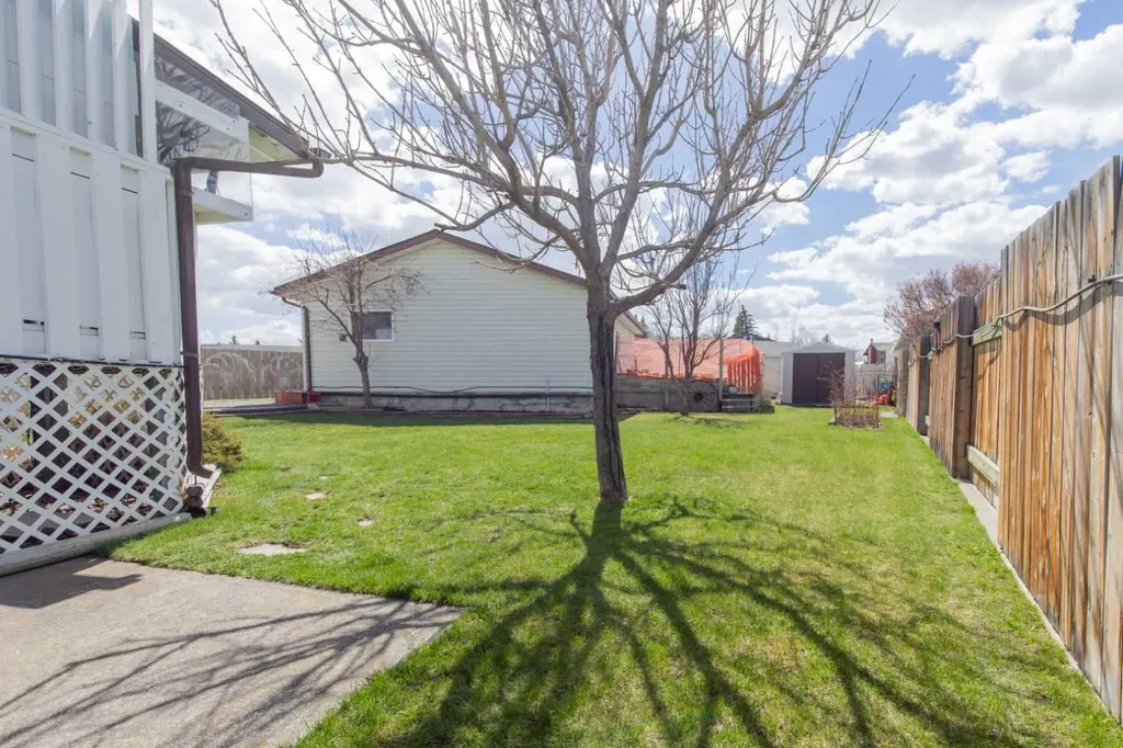 580 Mcdougall Street Pincher Creek AB T0K1W0