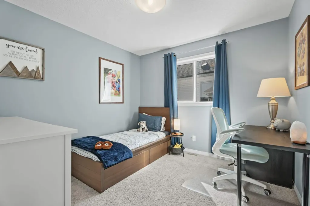 49 Kingsbridge Place SE Airdrie AB T4A 0S4
