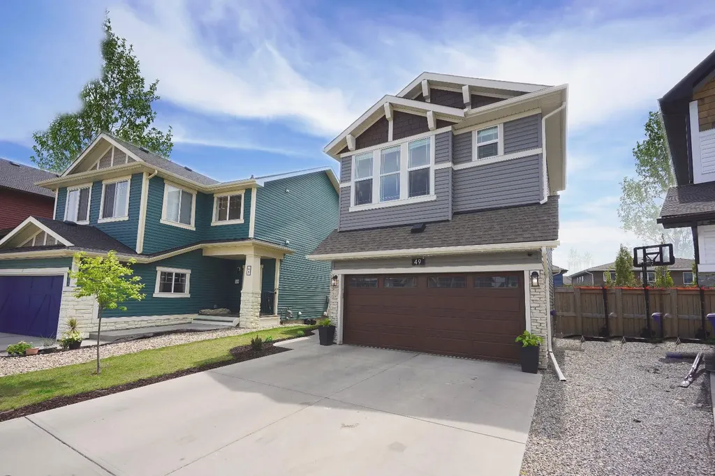 49 Kingsbridge Place SE Airdrie AB T4A 0S4
