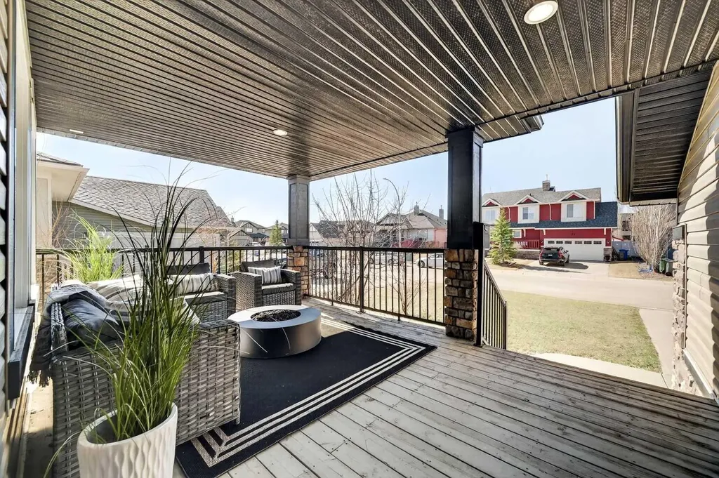 85 Boulder Creek Manor SE Langdon AB T0J 1X3