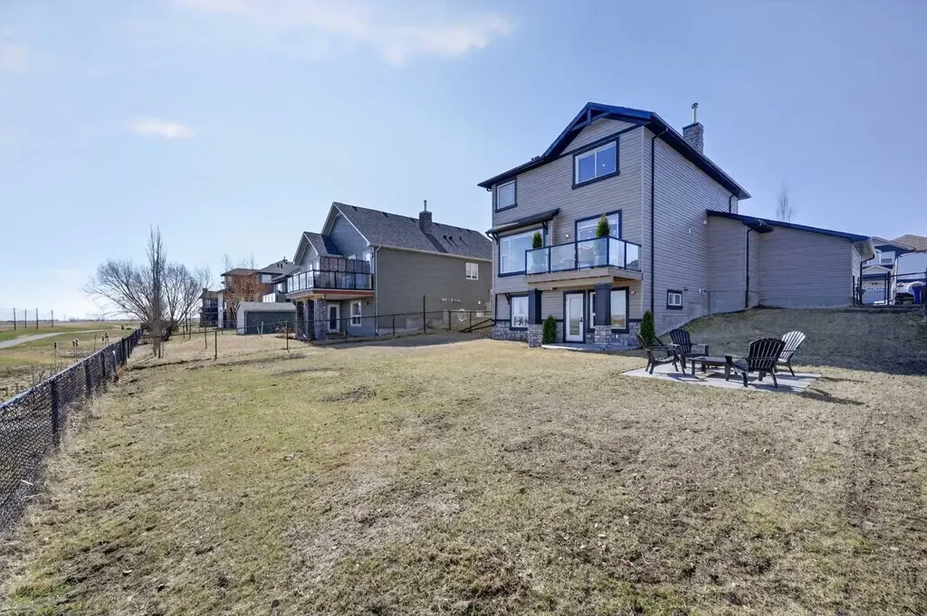 85 Boulder Creek Manor SE Langdon AB T0J 1X3