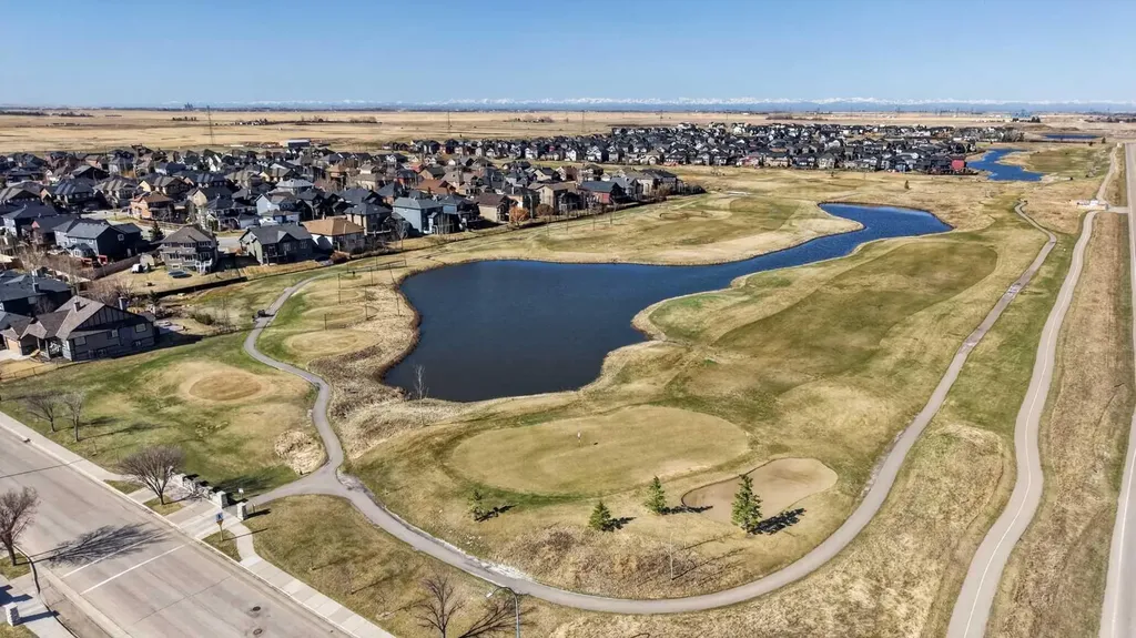 85 Boulder Creek Manor SE Langdon AB T0J 1X3