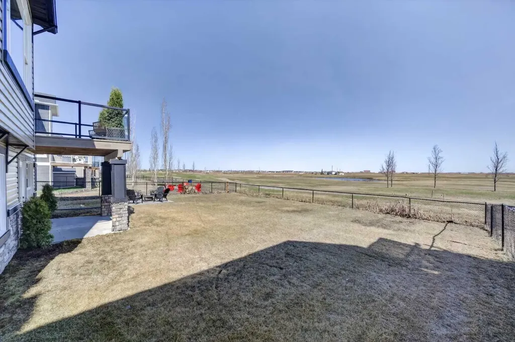 85 Boulder Creek Manor SE Langdon AB T0J 1X3