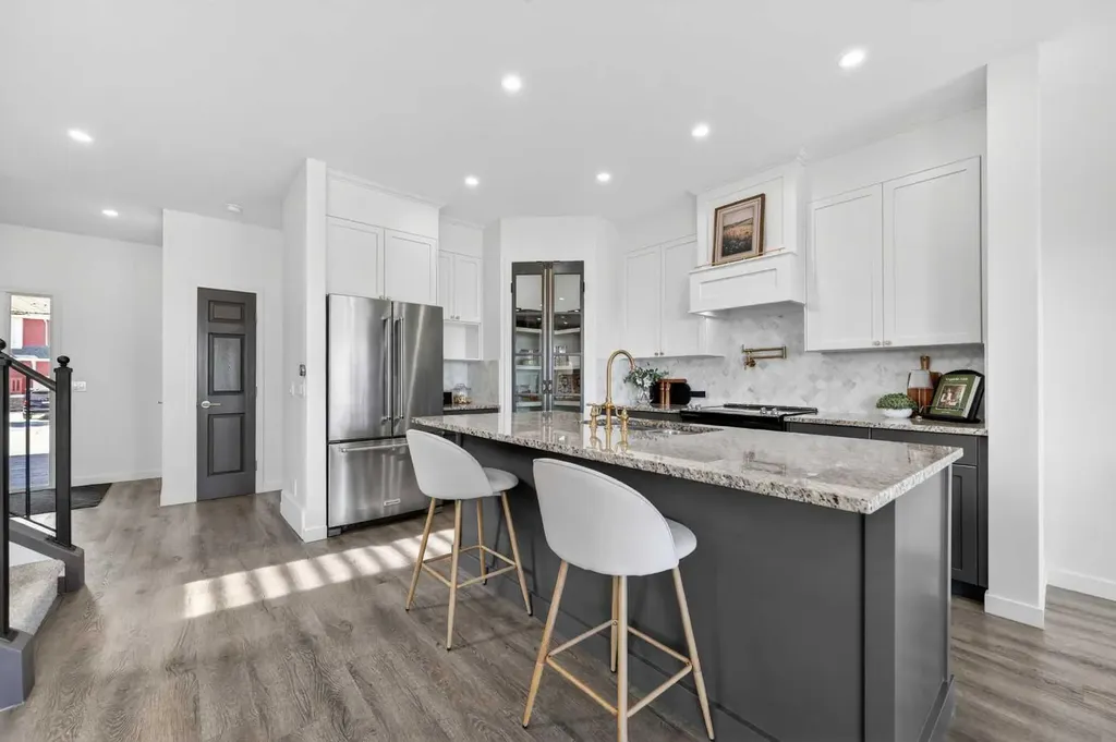 85 Boulder Creek Manor SE Langdon AB T0J 1X3