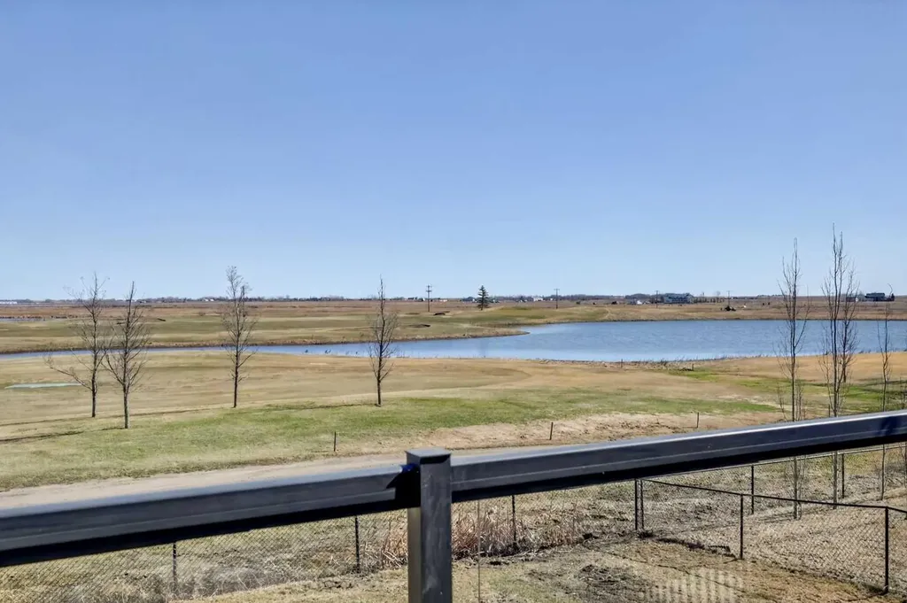 85 Boulder Creek Manor SE Langdon AB T0J 1X3