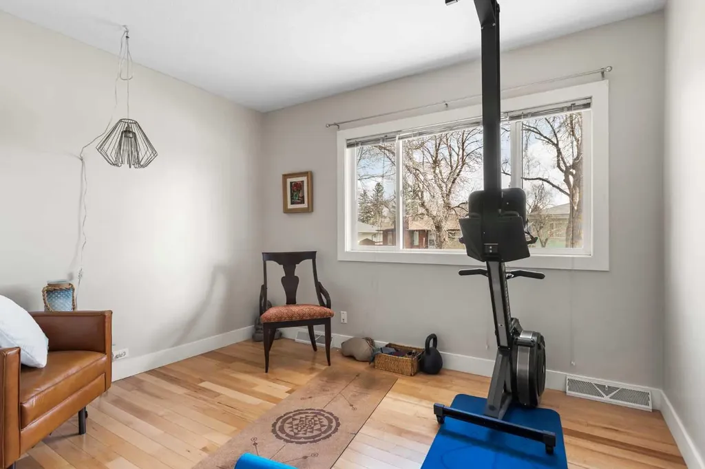 6619 18 Street SE Calgary AB T2C 0M7