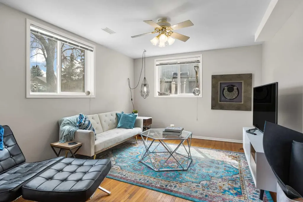 6619 18 Street SE Calgary AB T2C 0M7
