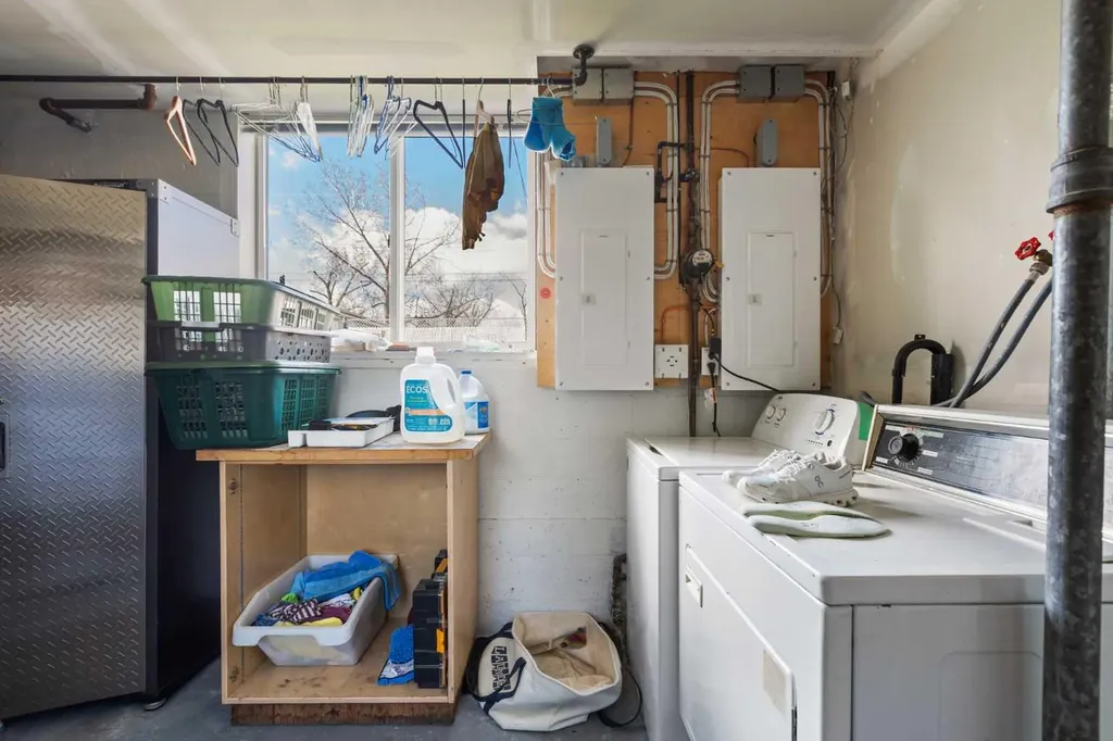 6619 18 Street SE Calgary AB T2C 0M7