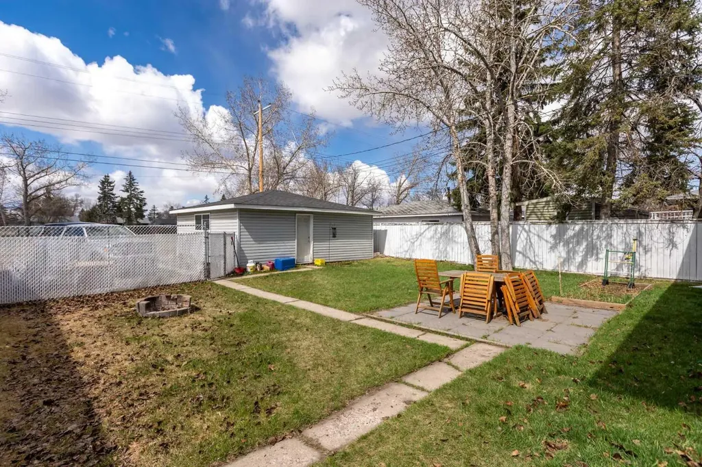 6619 18 Street SE Calgary AB T2C 0M7