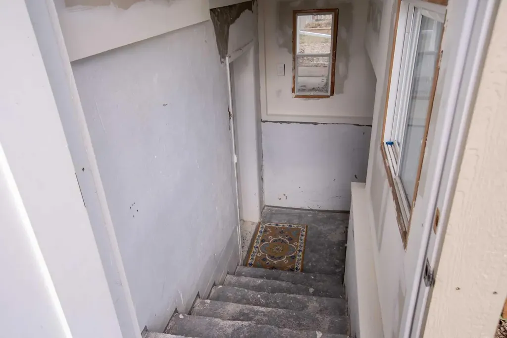 6619 18 Street SE Calgary AB T2C 0M7