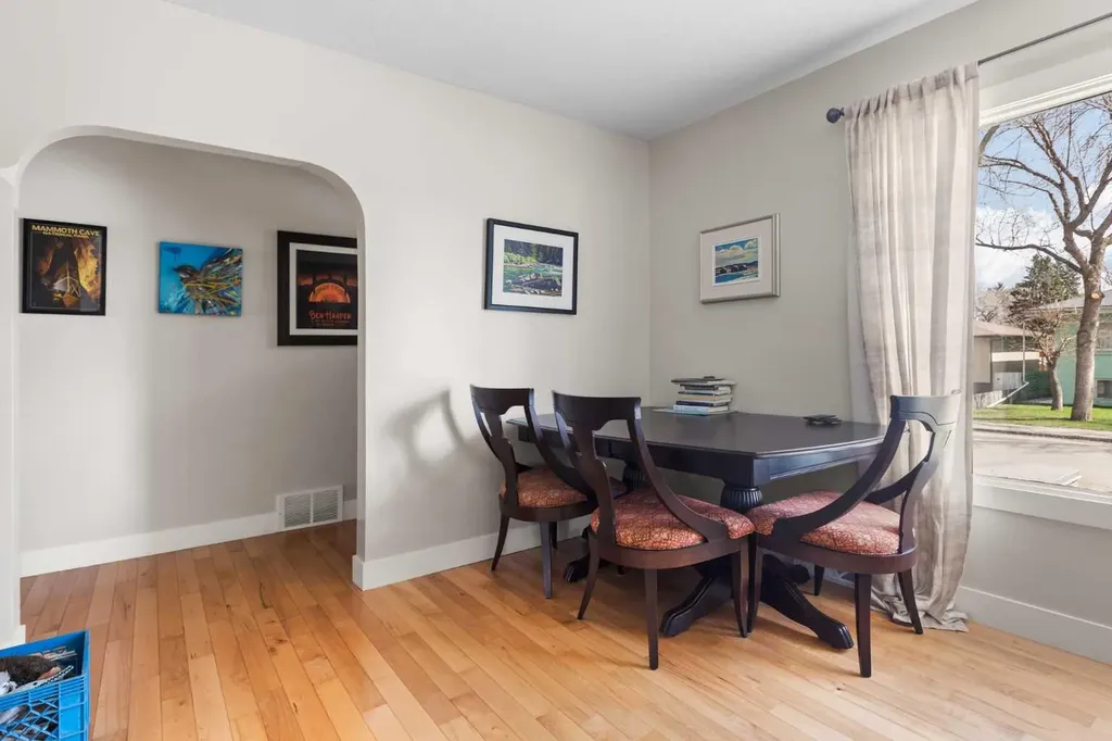 6619 18 Street SE Calgary AB T2C 0M7
