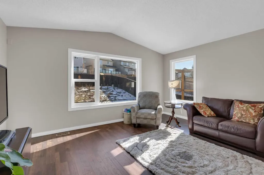 24 Evansbrooke Point NW Calgary AB T3P1G9