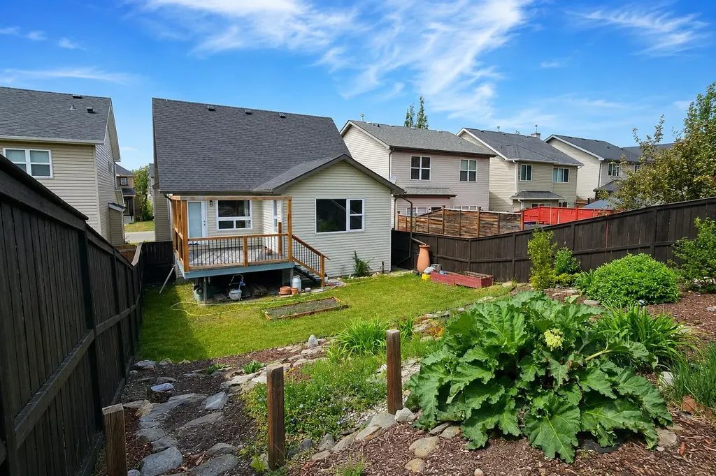 24 Evansbrooke Point NW Calgary AB T3P1G9