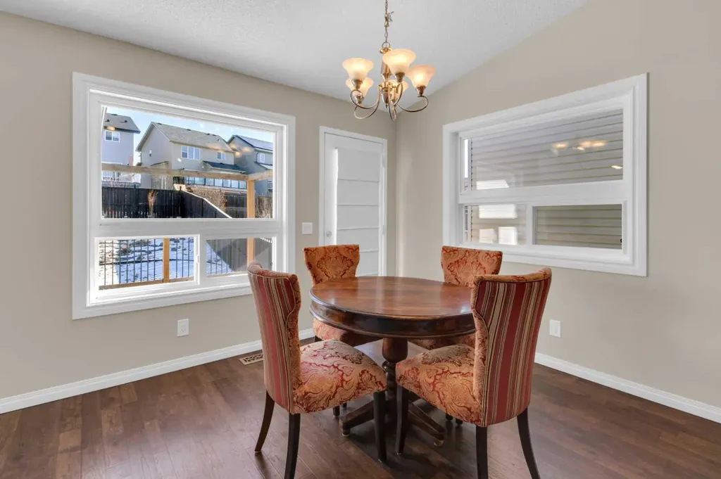 24 Evansbrooke Point NW Calgary AB T3P1G9
