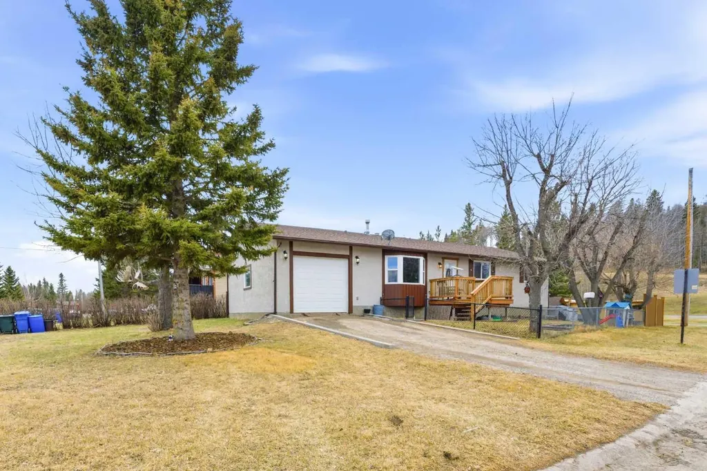 616 1 Street NE Sundre AB T0M 1X0