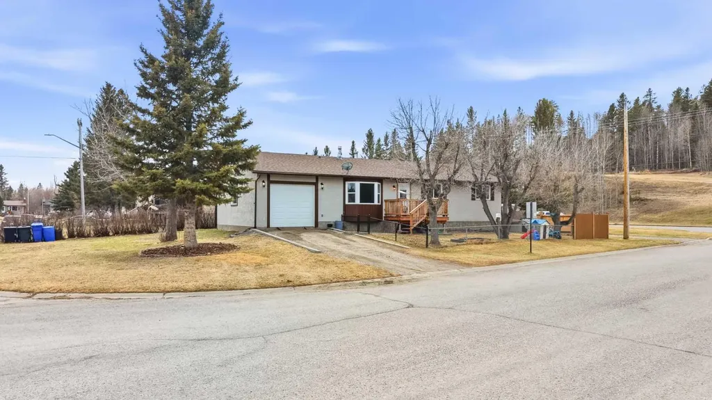 616 1 Street NE Sundre AB T0M 1X0