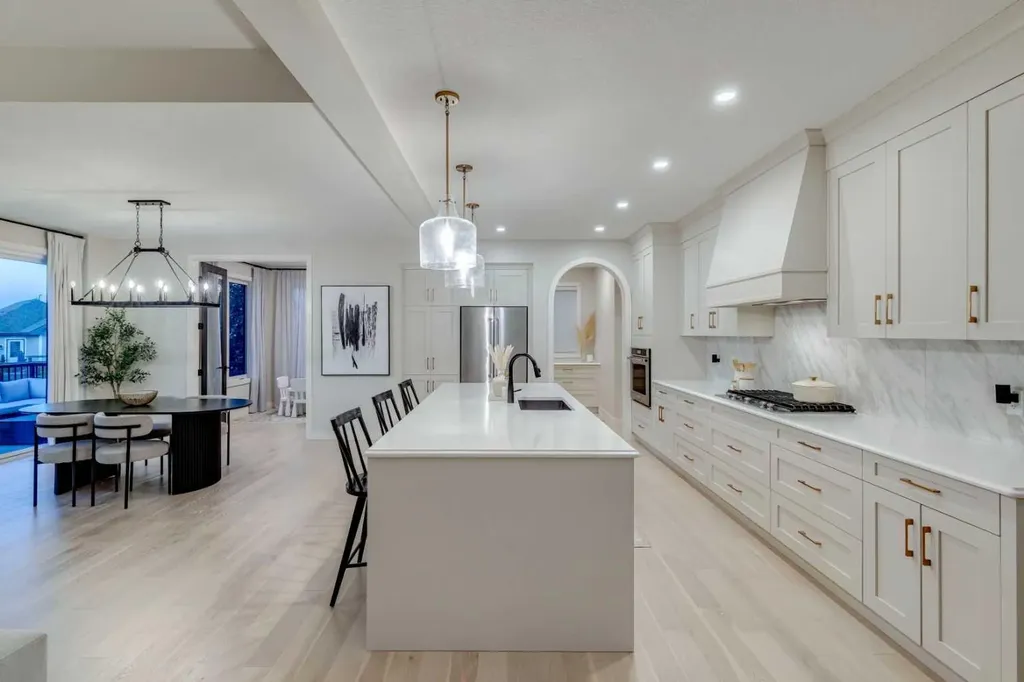 158 Marina Landing SE Calgary AB T3M 3J5
