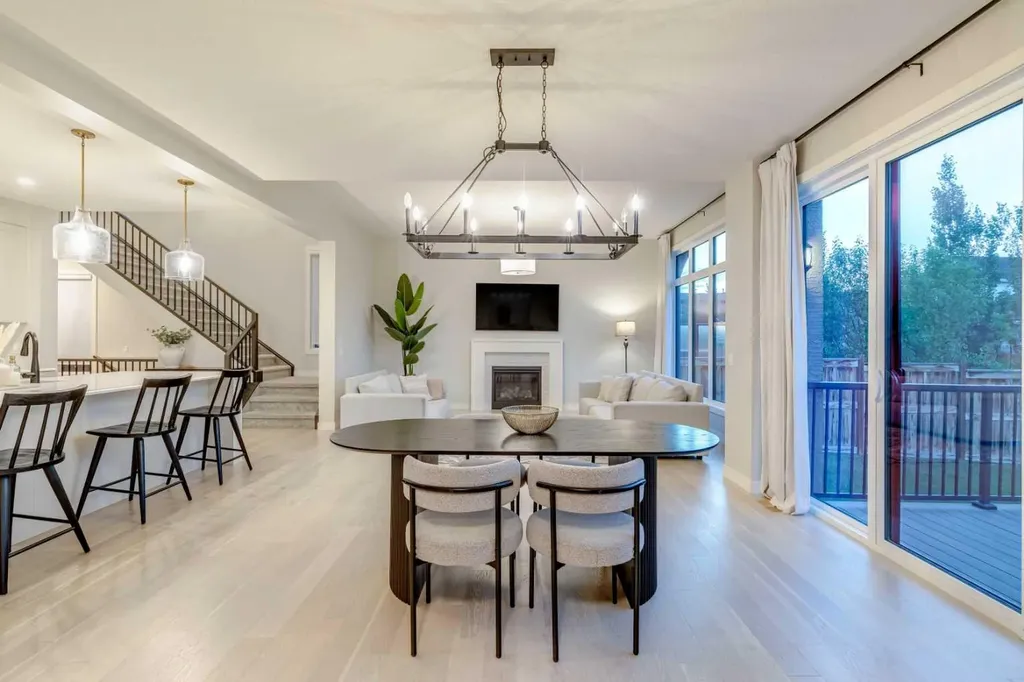 158 Marina Landing SE Calgary AB T3M 3J5