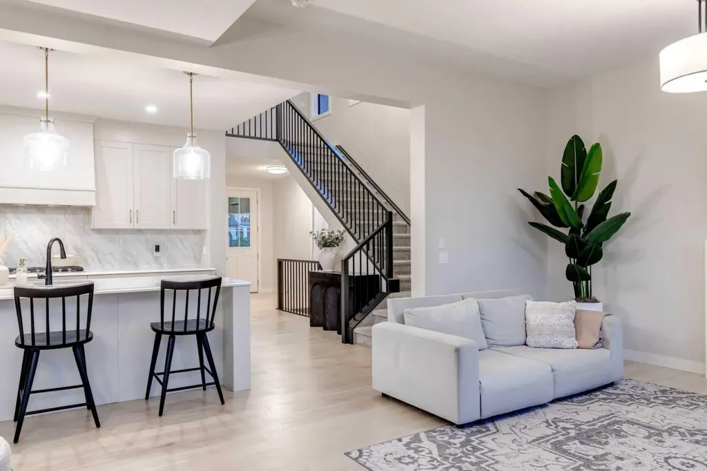 158 Marina Landing SE Calgary AB T3M 3J5