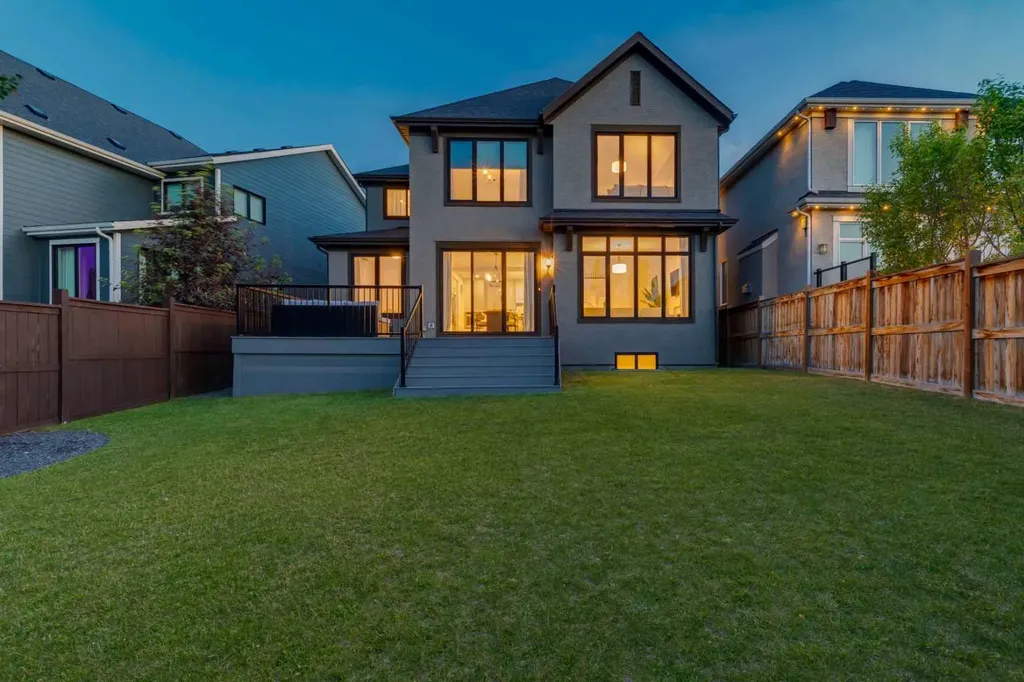 158 Marina Landing SE Calgary AB T3M 3J5