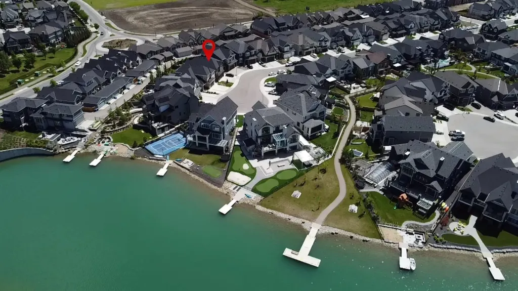 158 Marina Landing SE Calgary AB T3M 3J5