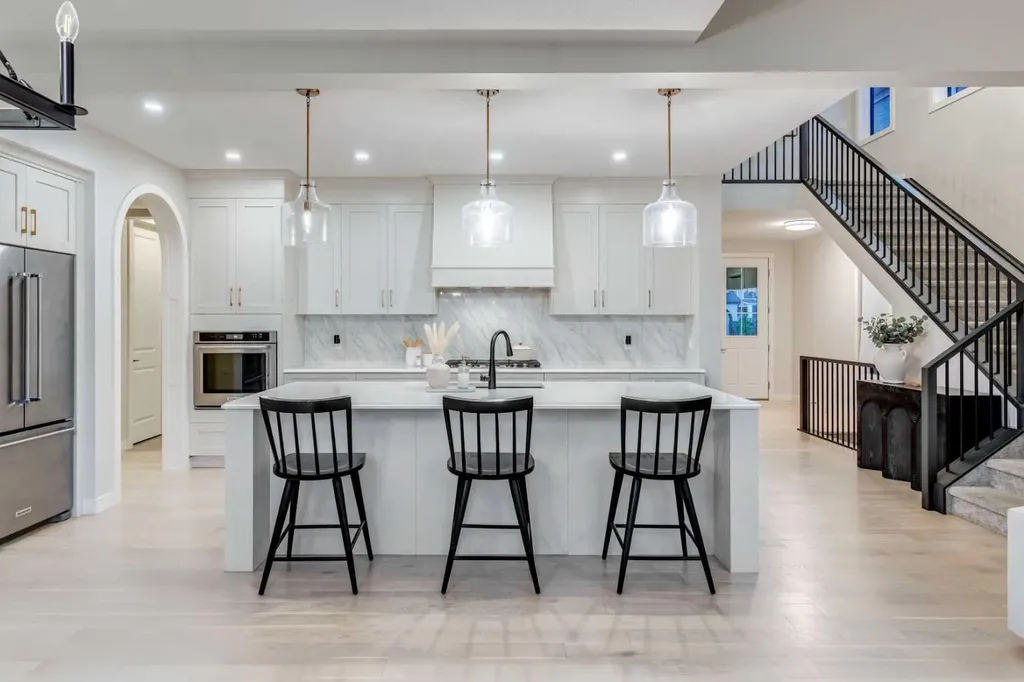 158 Marina Landing SE Calgary AB T3M 3J5