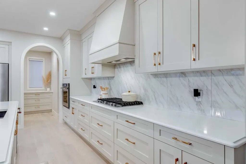 158 Marina Landing SE Calgary AB T3M 3J5