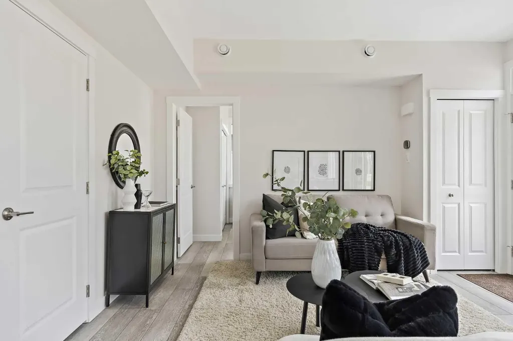 60 Howse Lane Calgary AB T3P 2Z6
