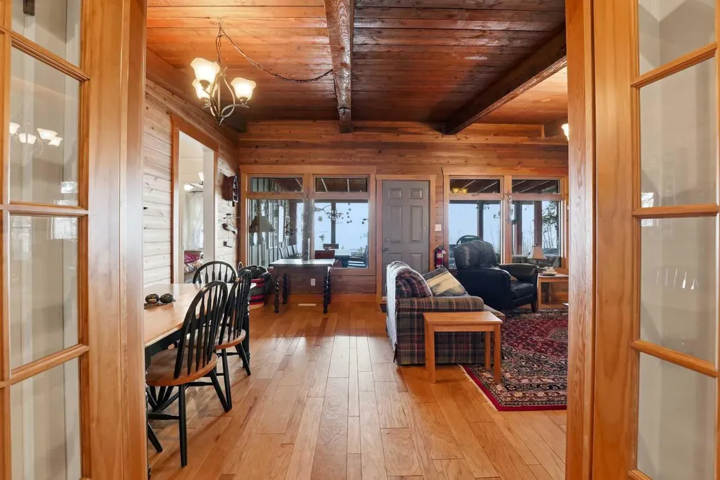 361 Birchcliff Road Birchcliff AB T4S 1R6