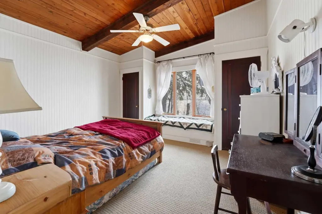 361 Birchcliff Road Birchcliff AB T4S 1R6