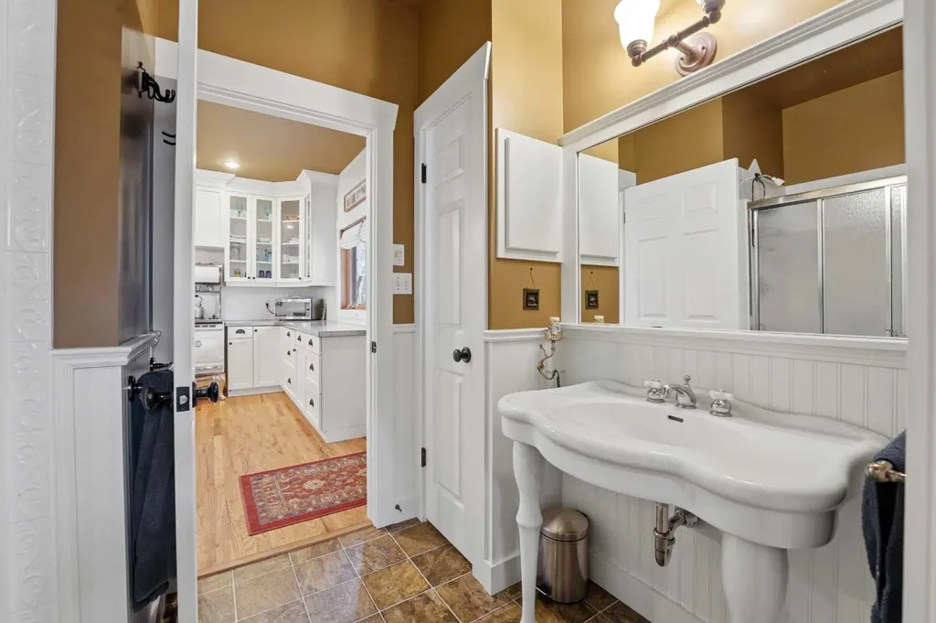 361 Birchcliff Road Birchcliff AB T4S 1R6