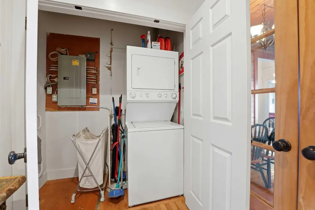 361 Birchcliff Road Birchcliff AB T4S 1R6