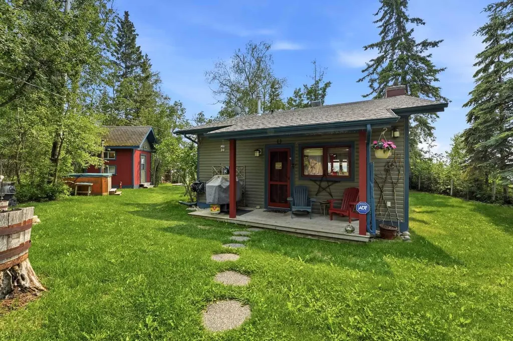 361 Birchcliff Road Birchcliff AB T4S 1R6