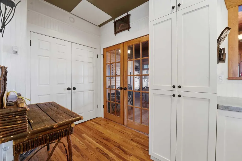 361 Birchcliff Road Birchcliff AB T4S 1R6