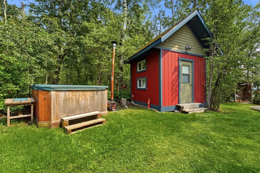 361 Birchcliff Road Birchcliff AB T4S 1R6